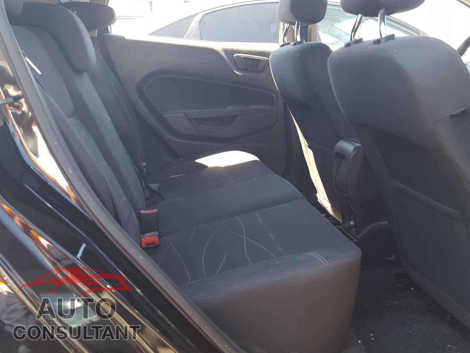 FORD FIESTA 2017 - 3FADP4EJ5HM123538