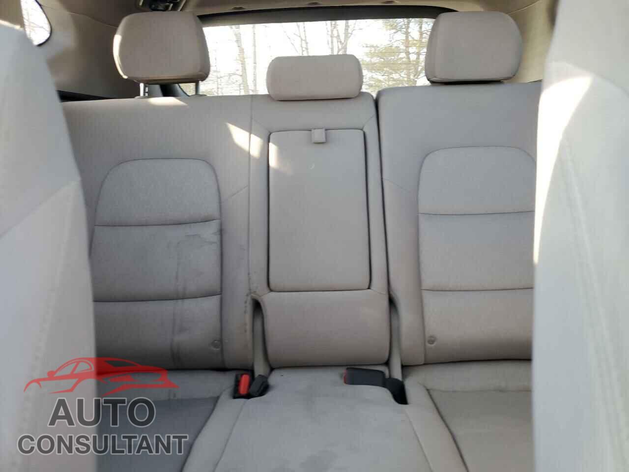 HYUNDAI TUCSON 2018 - KM8J3CA22JU683077