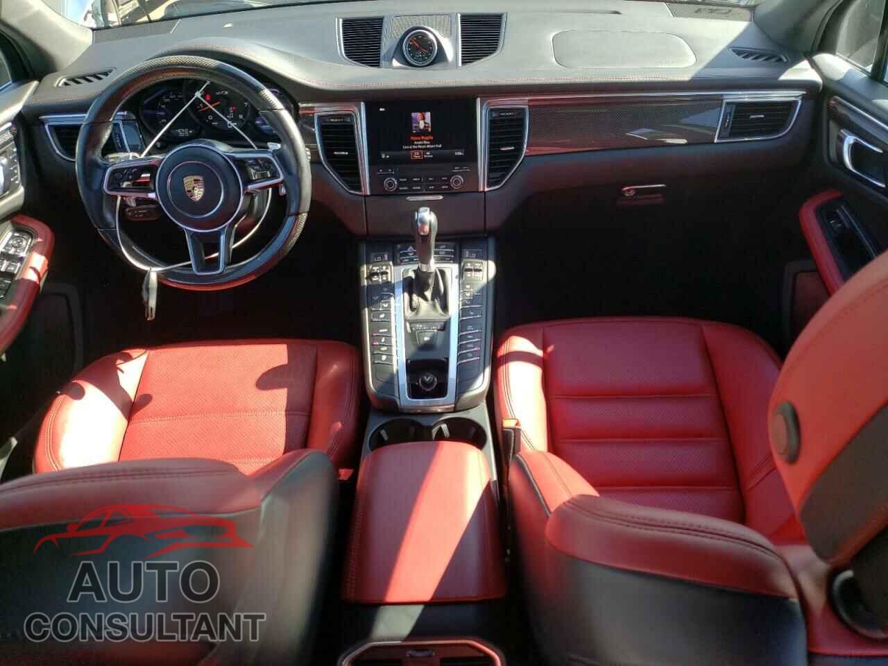 PORSCHE MACAN 2017 - WP1AG2A57HLB55322