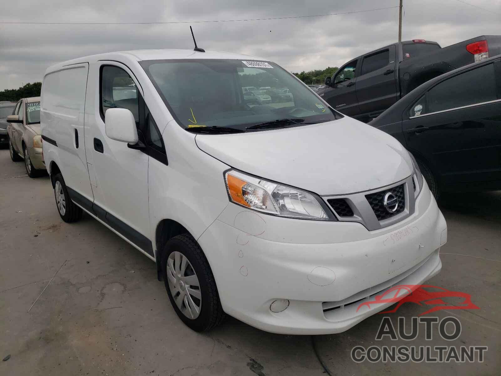 NISSAN NV 2021 - 3N6CM0KN3MK698576