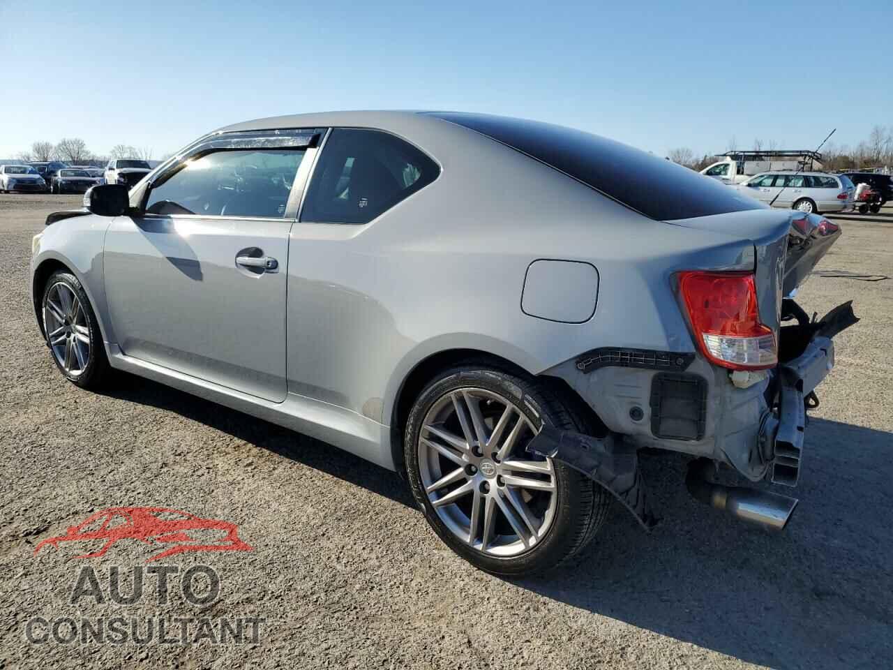 TOYOTA SCION 2011 - JTKJF5C79B3004843