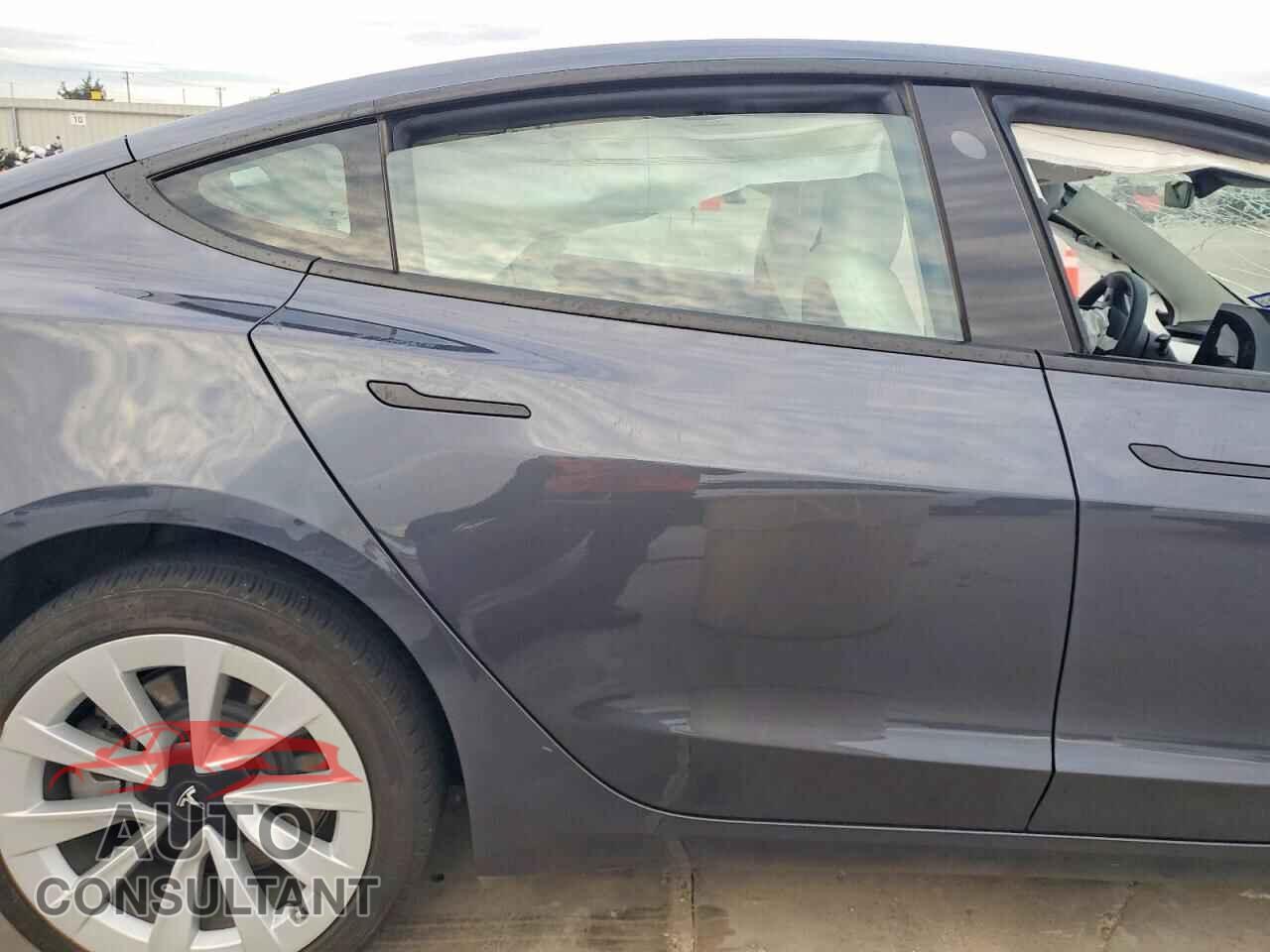 TESLA MODEL 3 2022 - 5YJ3E1EA3NF351158