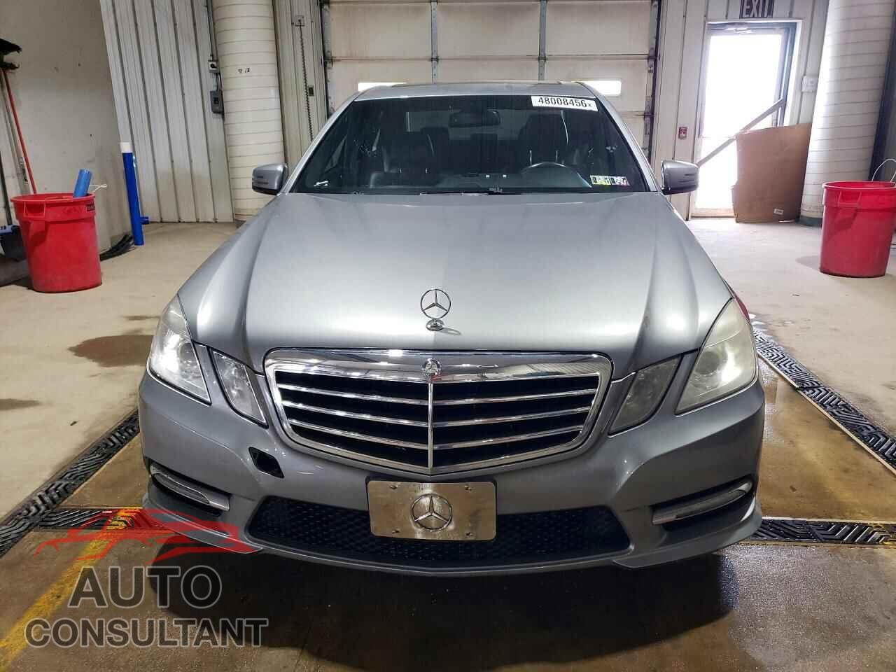 MERCEDES-BENZ E-CLASS 2013 - WDDHF9FB8DA738200