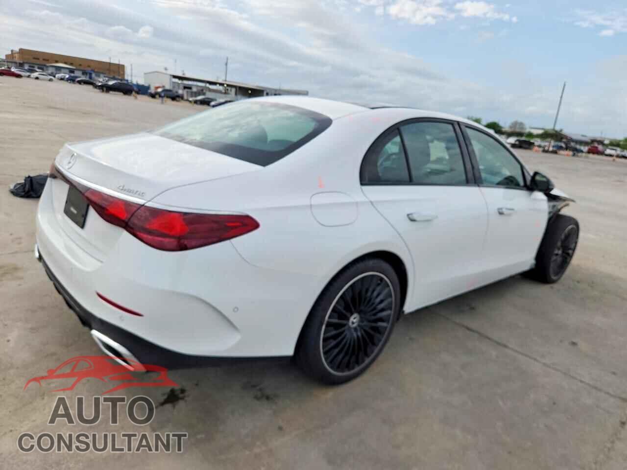 MERCEDES-BENZ E-CLASS 2024 - W1KLF6BB9RA044475