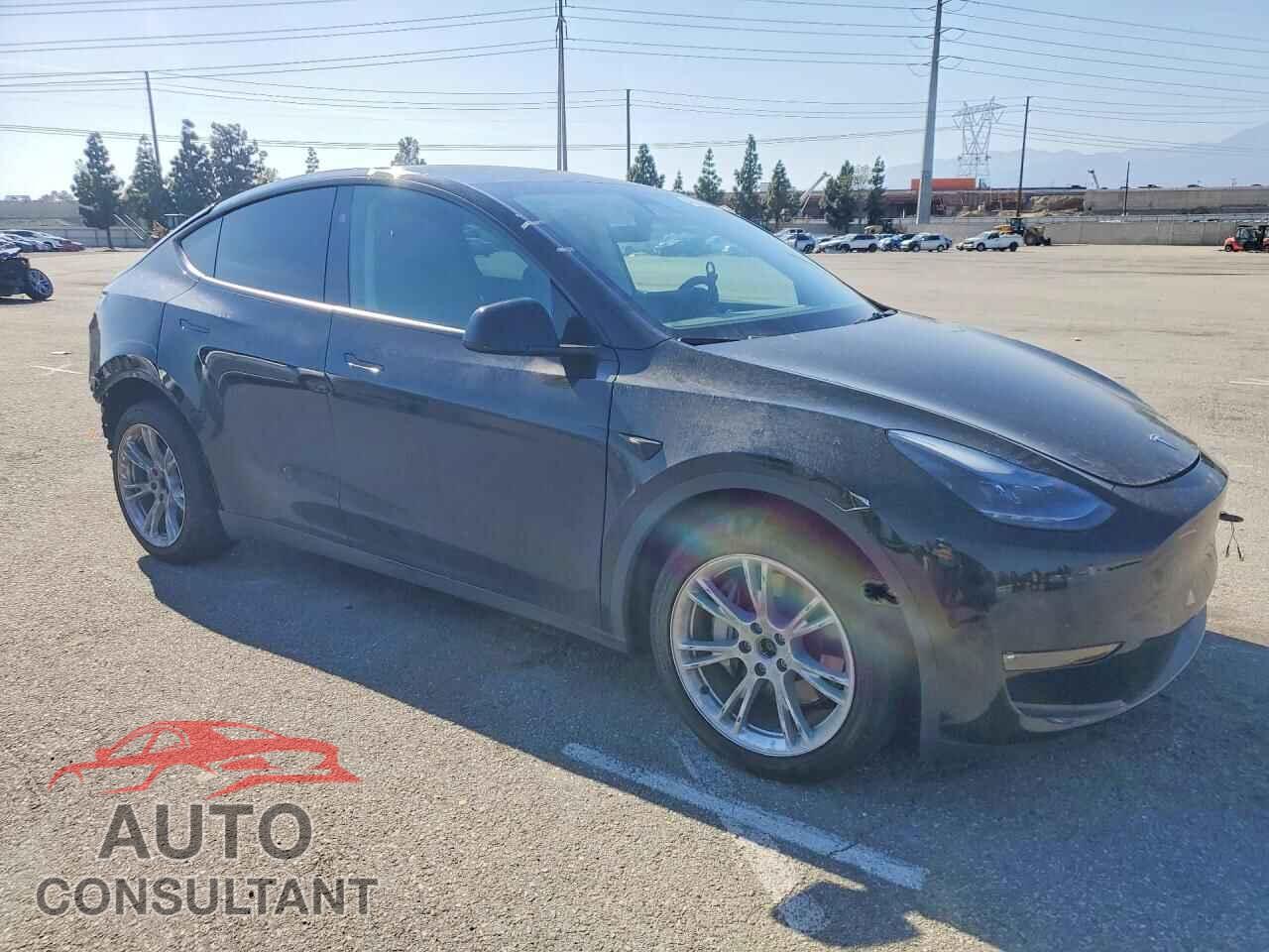 TESLA MODEL Y 2024 - 7SAYGDEEXRF062629