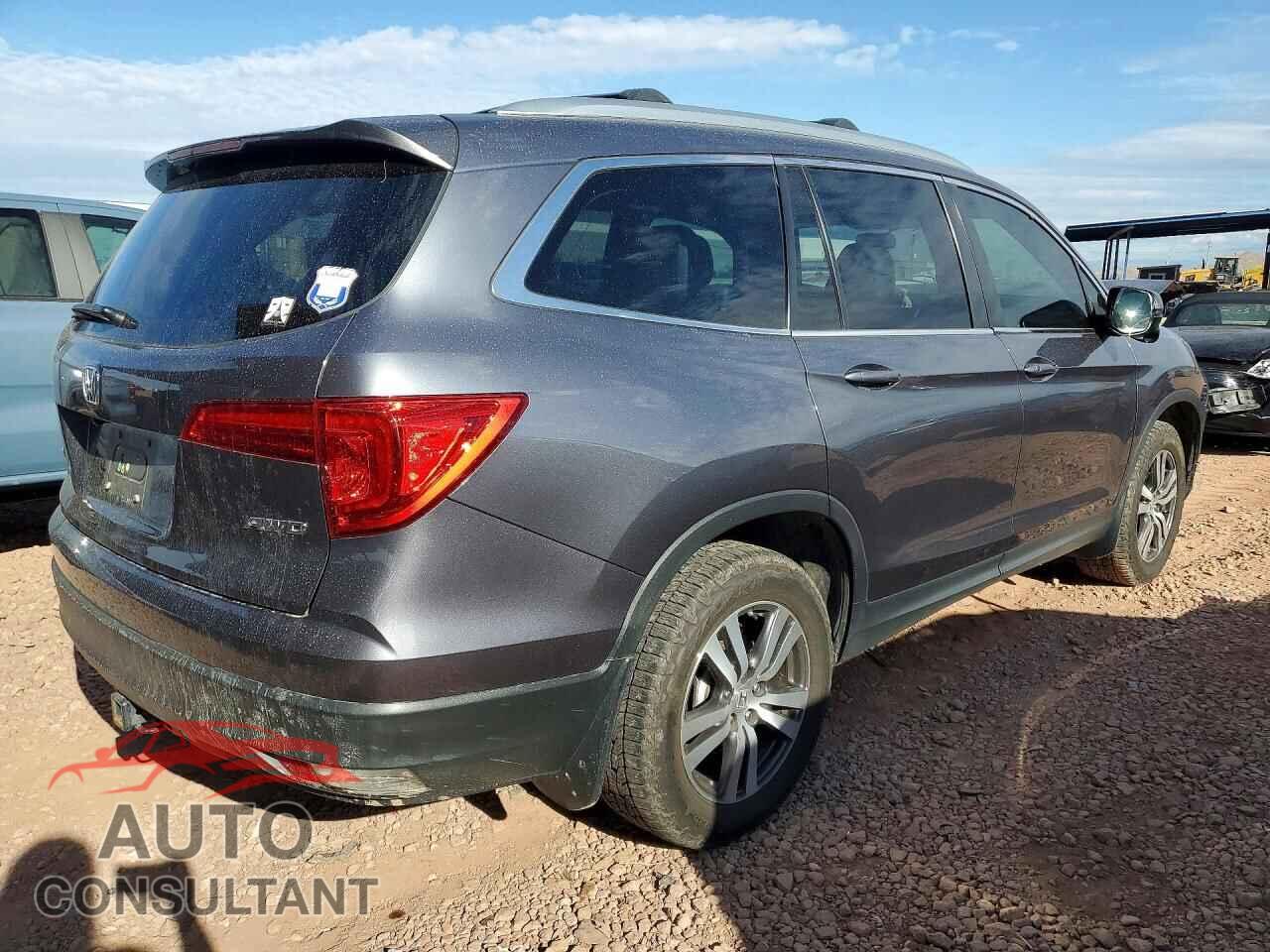 HONDA PILOT 2017 - 5FNYF6H33HB012966