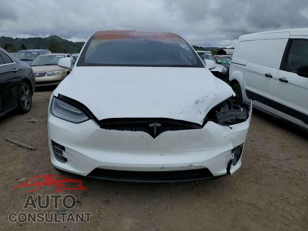 TESLA MODEL X 2020 - 5YJXCAE21LF305597