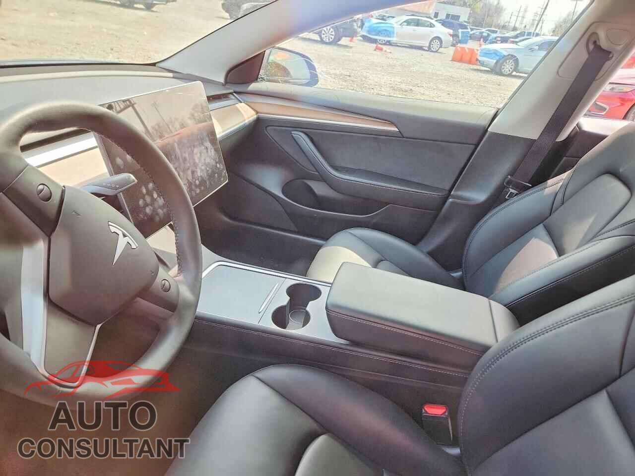 TESLA MODEL 3 2022 - 5YJ3E1EB8NF250996