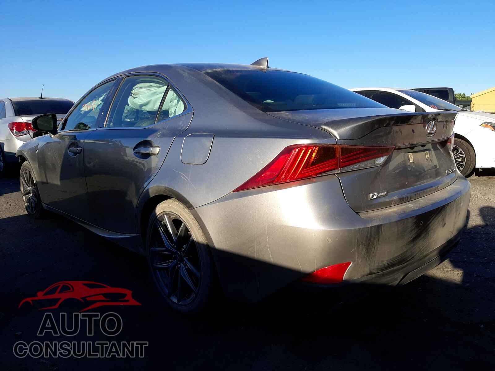 LEXUS IS 2018 - JTHBA1D20J5064050