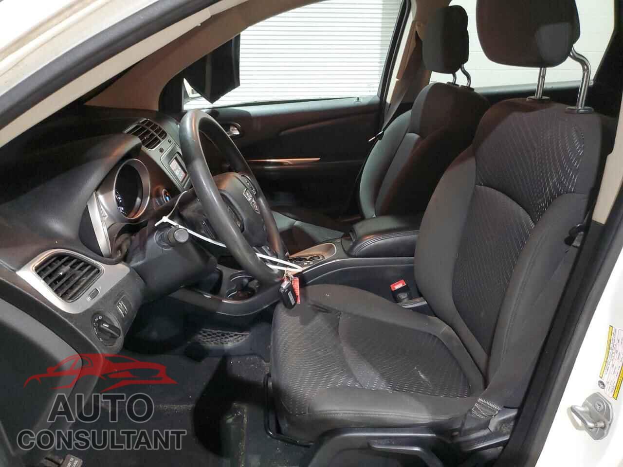 DODGE JOURNEY 2018 - 3C4PDCAB9JT496232