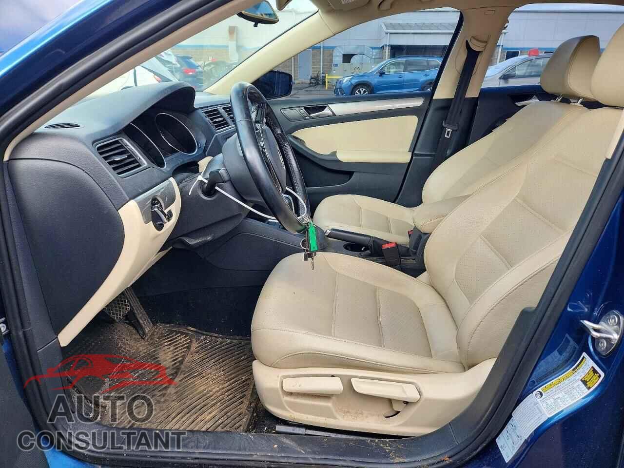 VOLKSWAGEN JETTA 2017 - 3VWDB7AJXHM354514