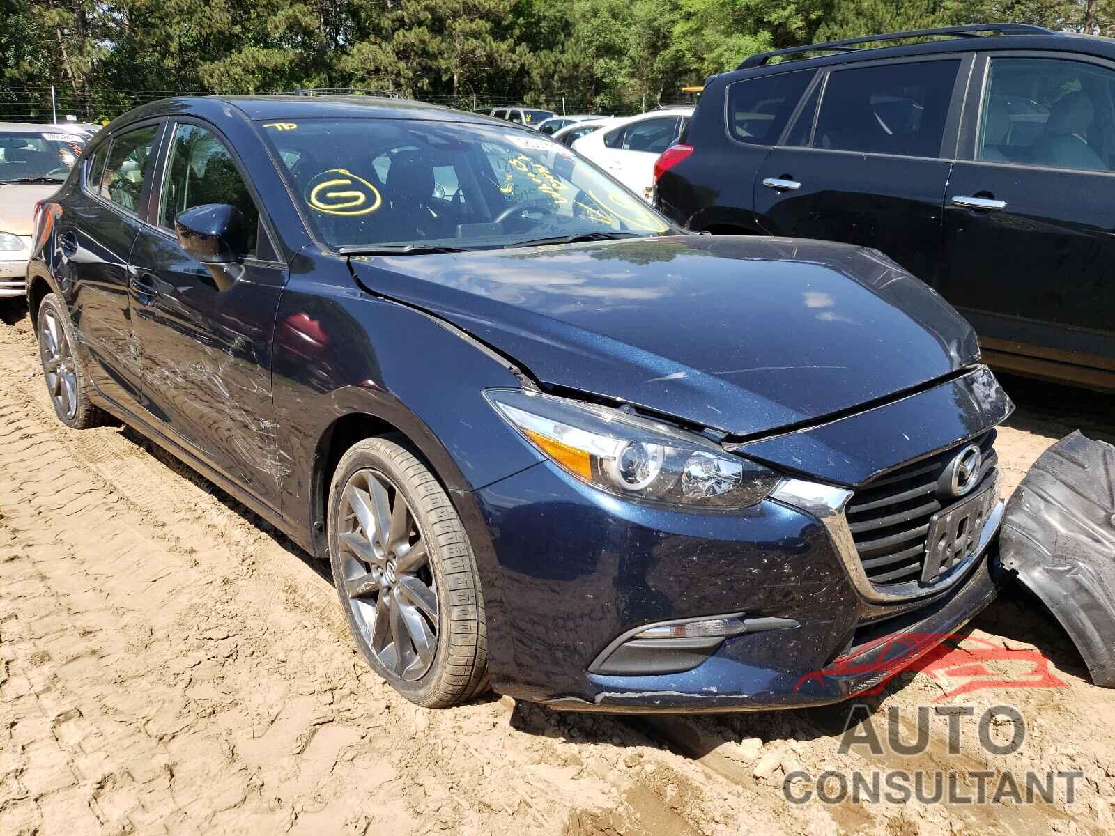 MAZDA 3 2018 - 3MZBN1L3XJM264621