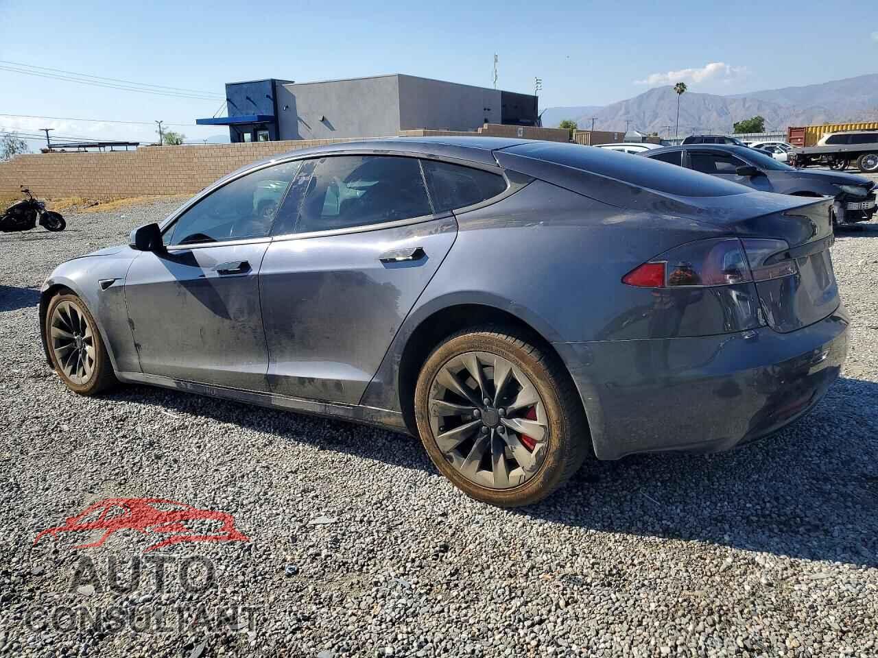 TESLA MODEL S 2018 - 5YJSA1E27JF242566