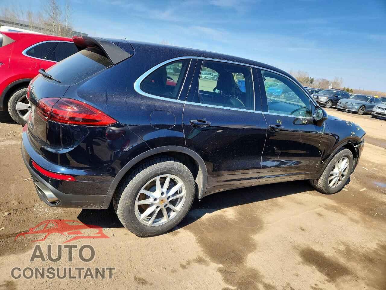 PORSCHE CAYENNE 2016 - WP1AA2A29GKA14943