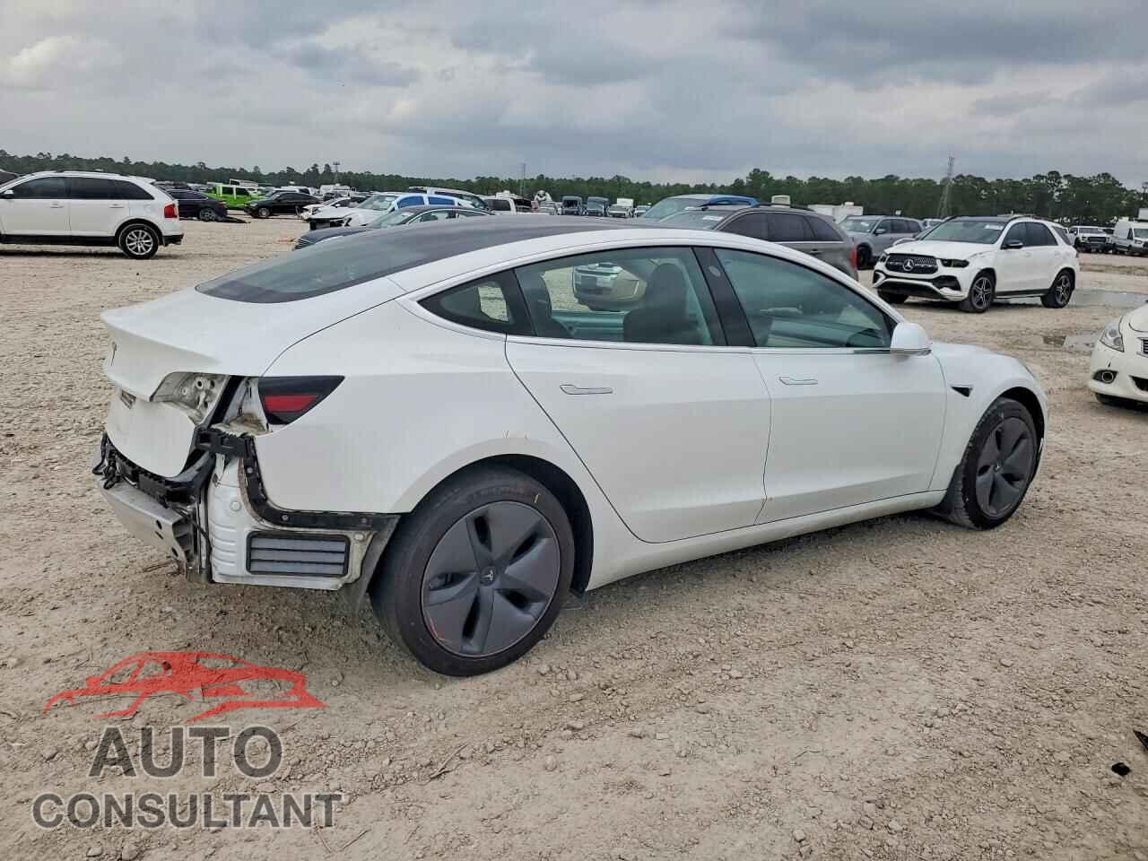 TESLA MODEL 3 2020 - 5YJ3E1EA3LF598175
