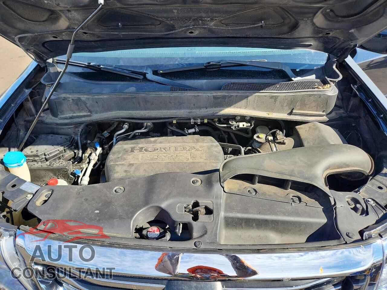 HONDA PILOT 2013 - 5FNYF4H72DB044003