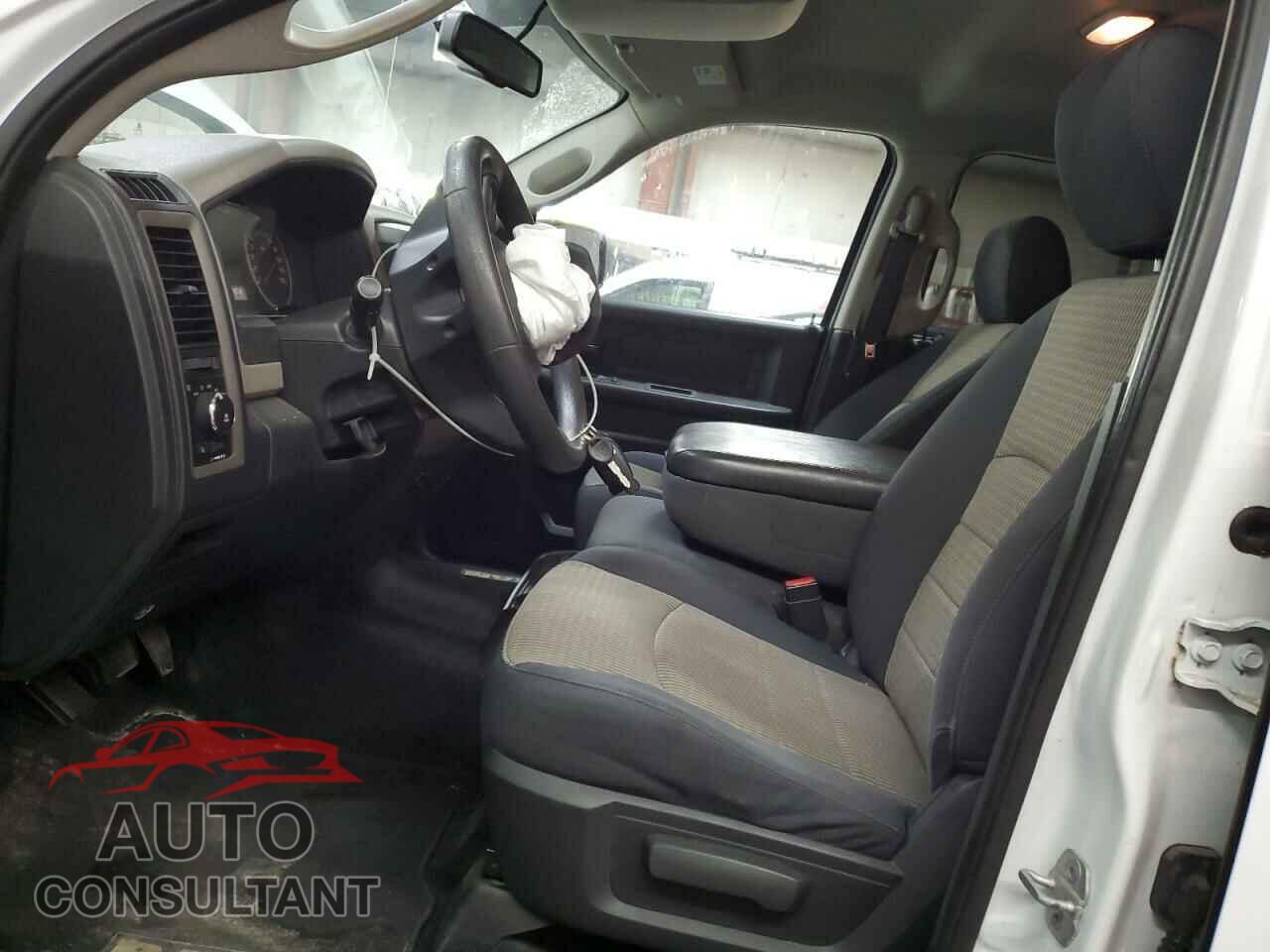 DODGE RAM 1500 2012 - 1C6RD7KT1CS285268