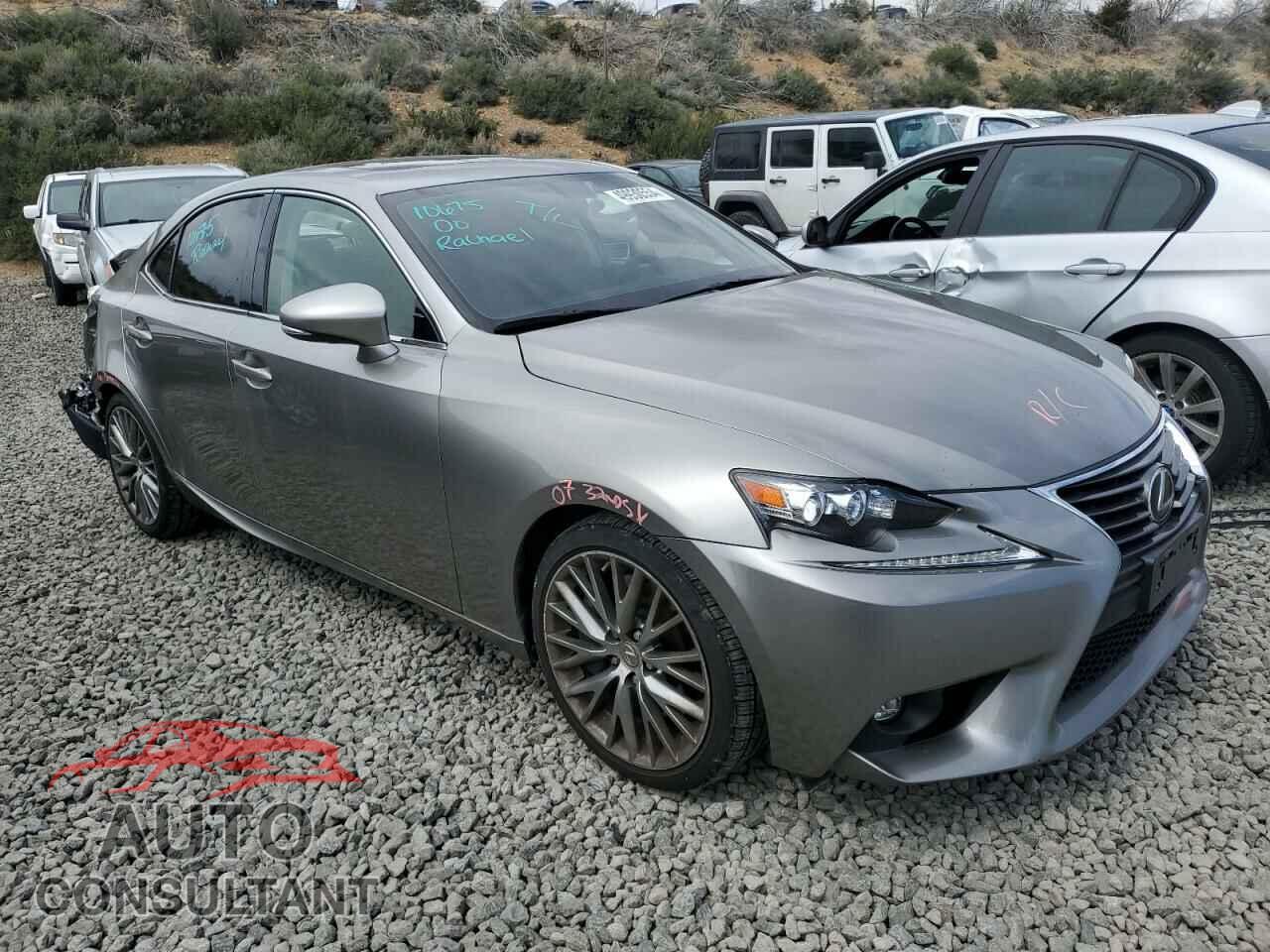 LEXUS IS 2016 - JTHBA1D25G5013054