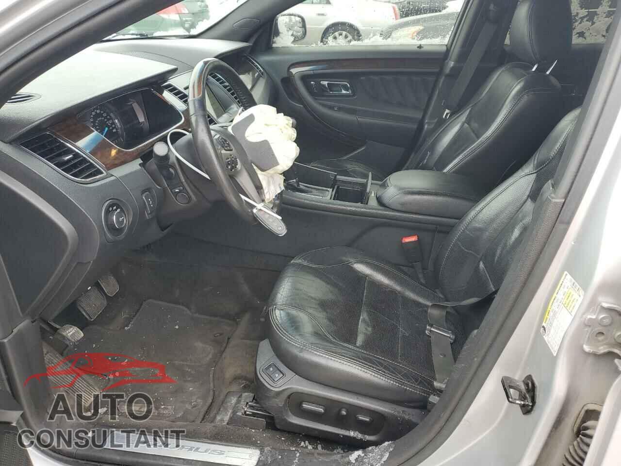 FORD TAURUS 2016 - 1FAHP2F82GG102995