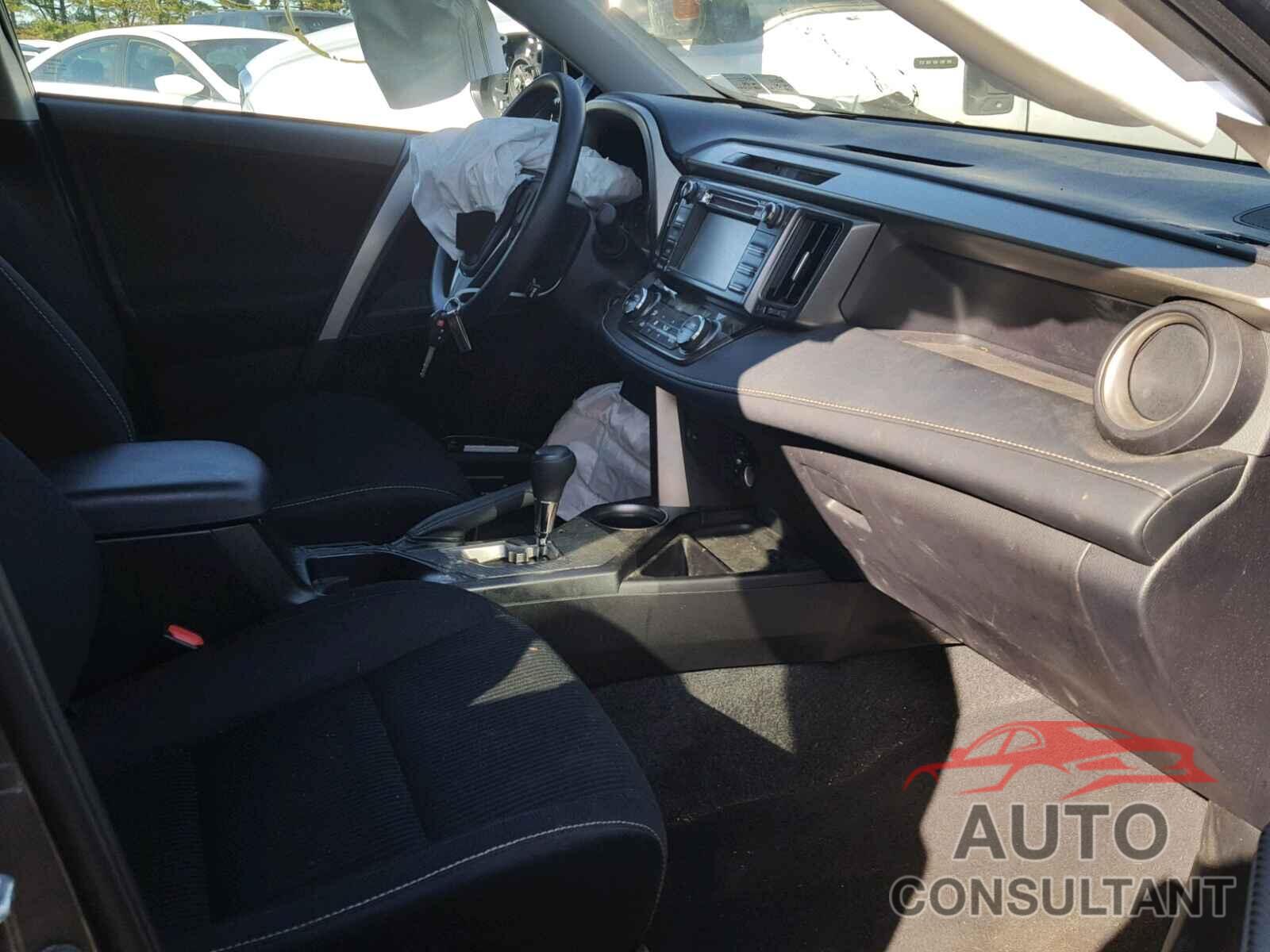 TOYOTA RAV4 XLE 2015 - 2T3RFREV3FW246611