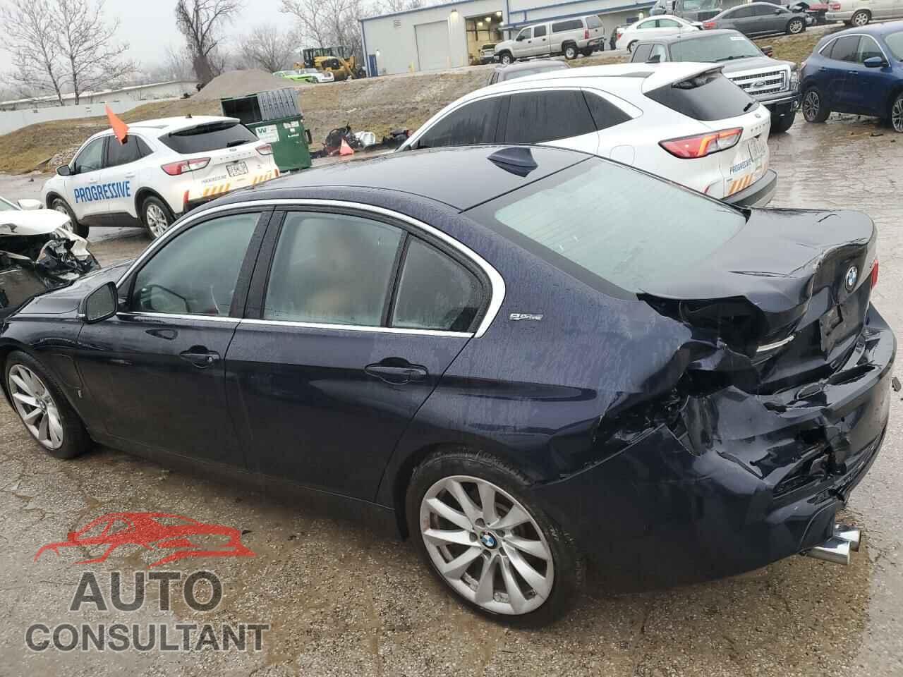 BMW 3 SERIES 2017 - WBA8E1C39HA159263