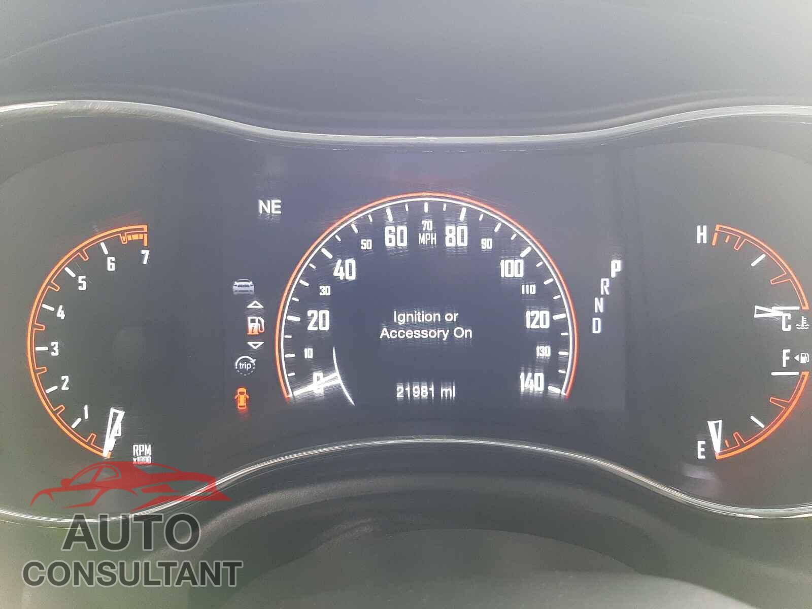 DODGE DURANGO 2018 - 1C4RDHAG3JC494411