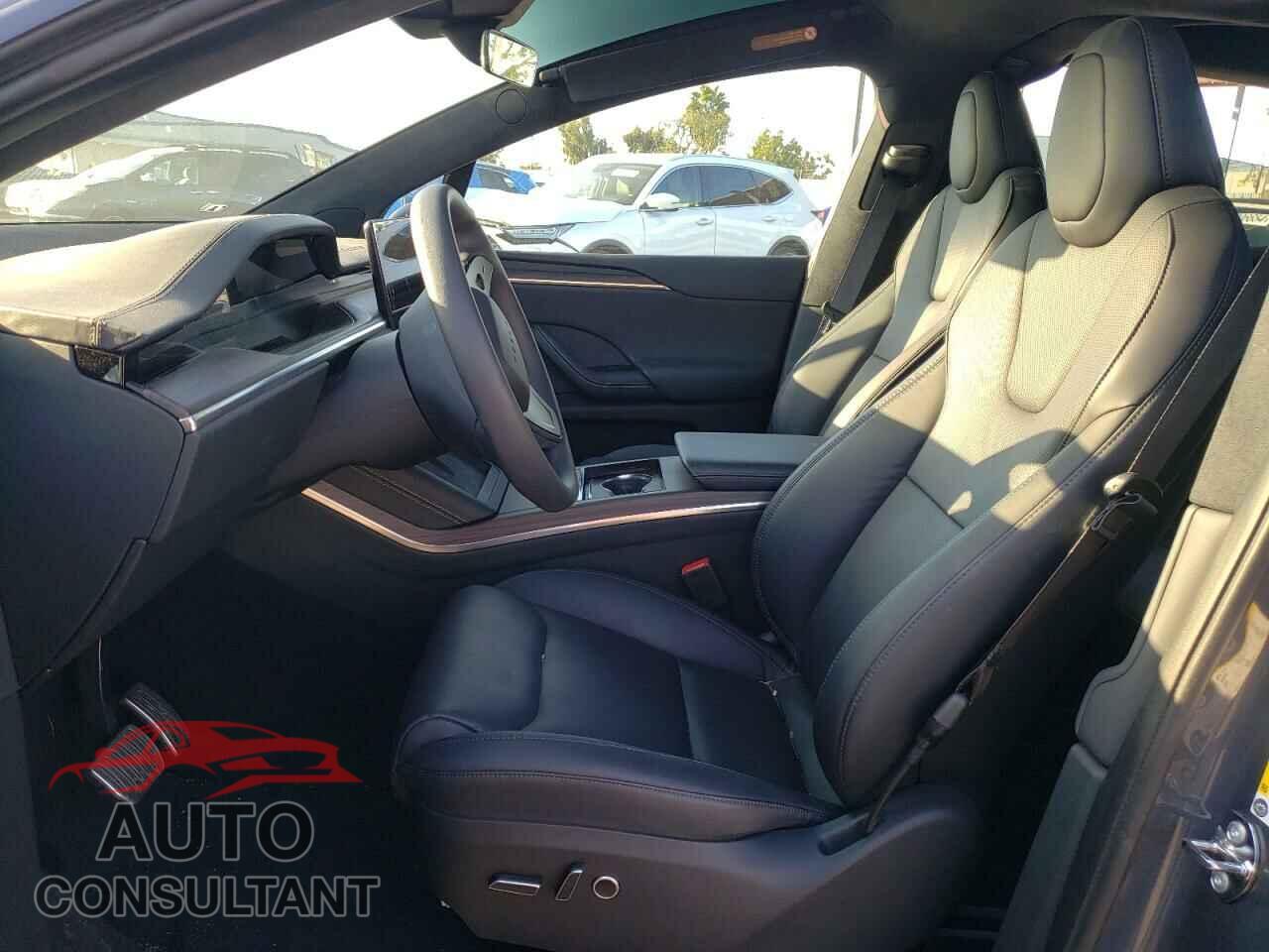 TESLA MODEL X 2023 - 7SAXCAE57PF389654