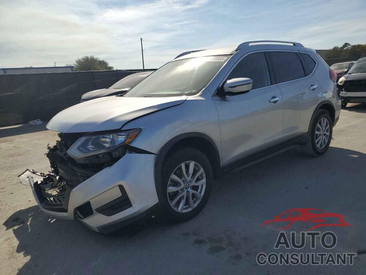 NISSAN ROGUE 2018 - KNMAT2MT8JP525523