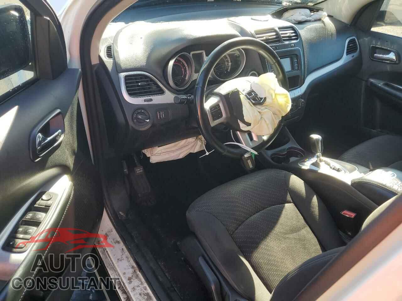 DODGE JOURNEY 2017 - 3C4PDCAB1HT696712