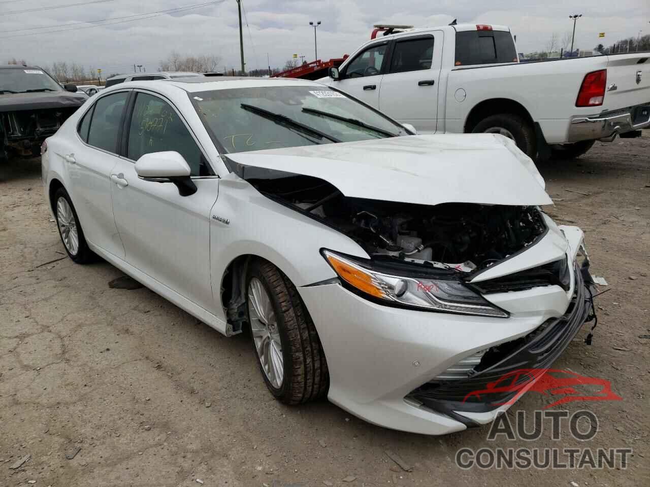 TOYOTA CAMRY 2018 - 4T1B21HK7JU510771