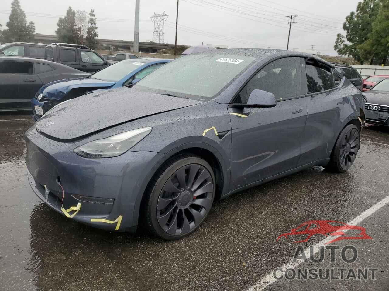 TESLA MODEL Y 2022 - 7SAYGDEF0NF551558