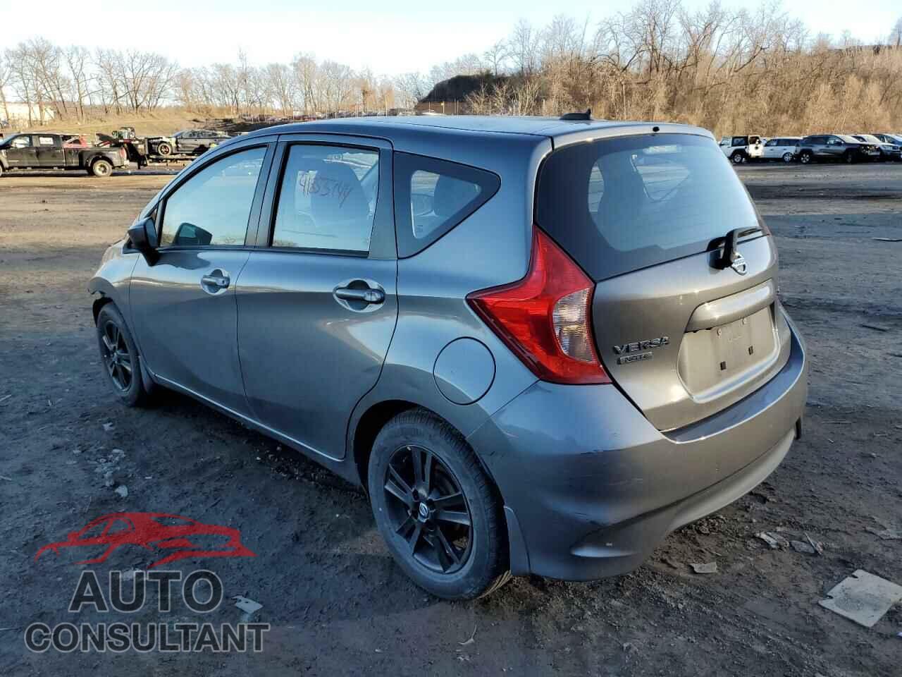 NISSAN VERSA 2018 - 3N1CE2CP8JL356951