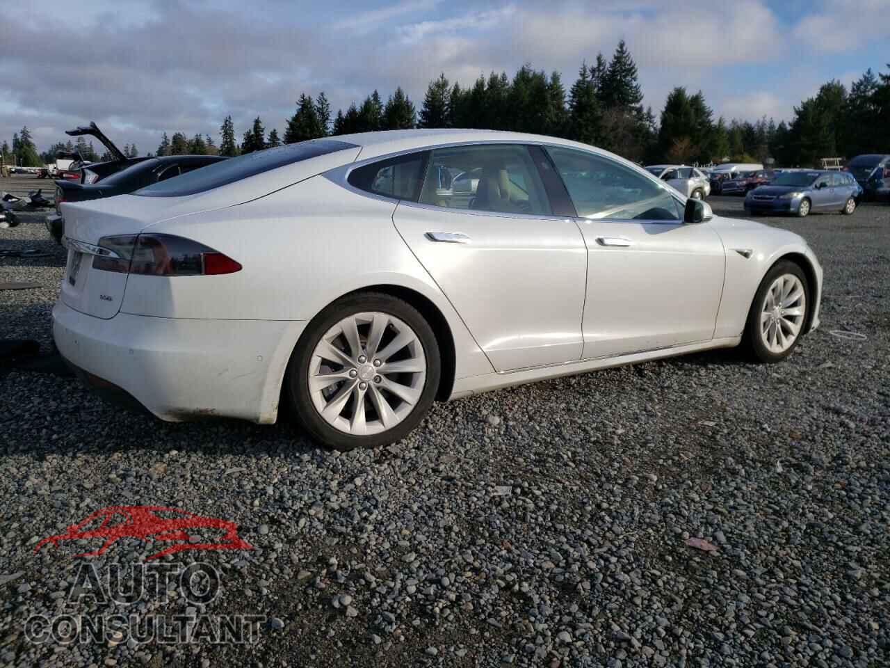 TESLA MODEL S 2017 - 5YJSA1E23HF185681