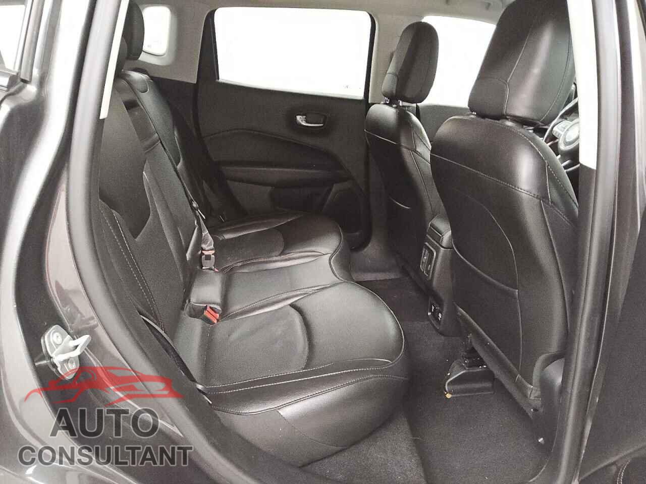 JEEP COMPASS 2020 - 3C4NJCCB4LT129058