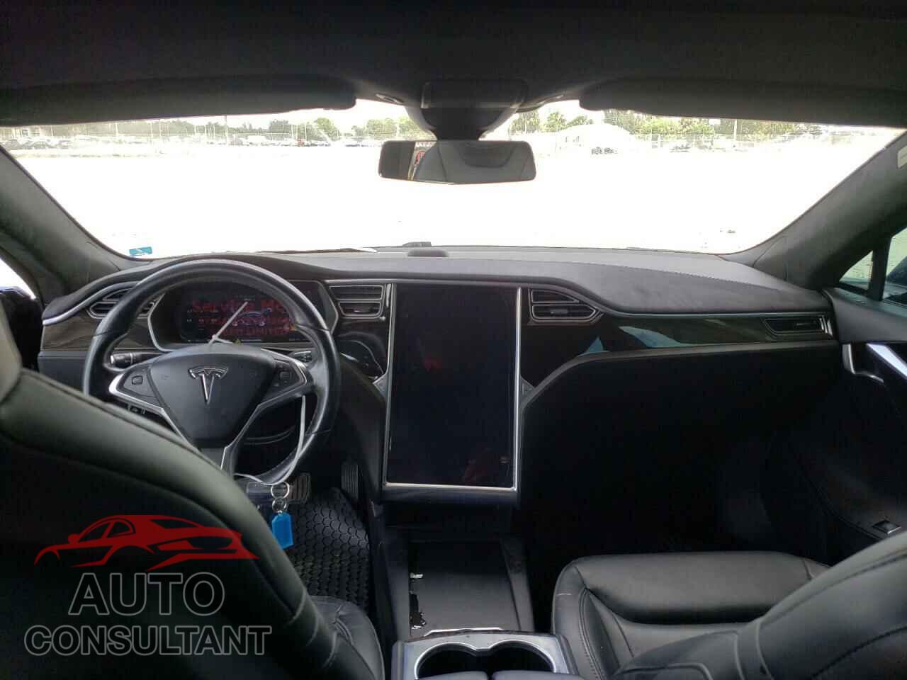TESLA MODEL S 2016 - 5YJSA1E2XGF156810