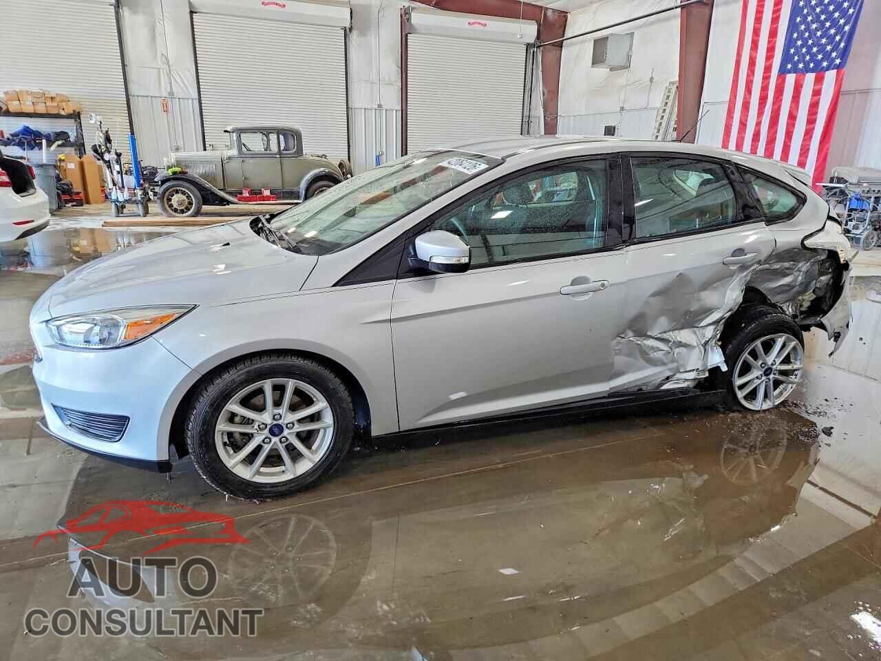 FORD FOCUS 2017 - 1FADP3K26HL332926