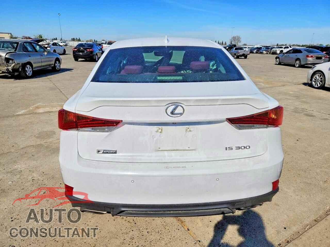 LEXUS IS 2018 - JTHBA1D21J5077664