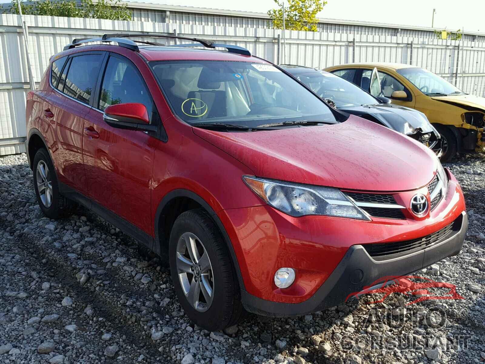 TOYOTA RAV4 XLE 2015 - 2T3RFREV1FW285407