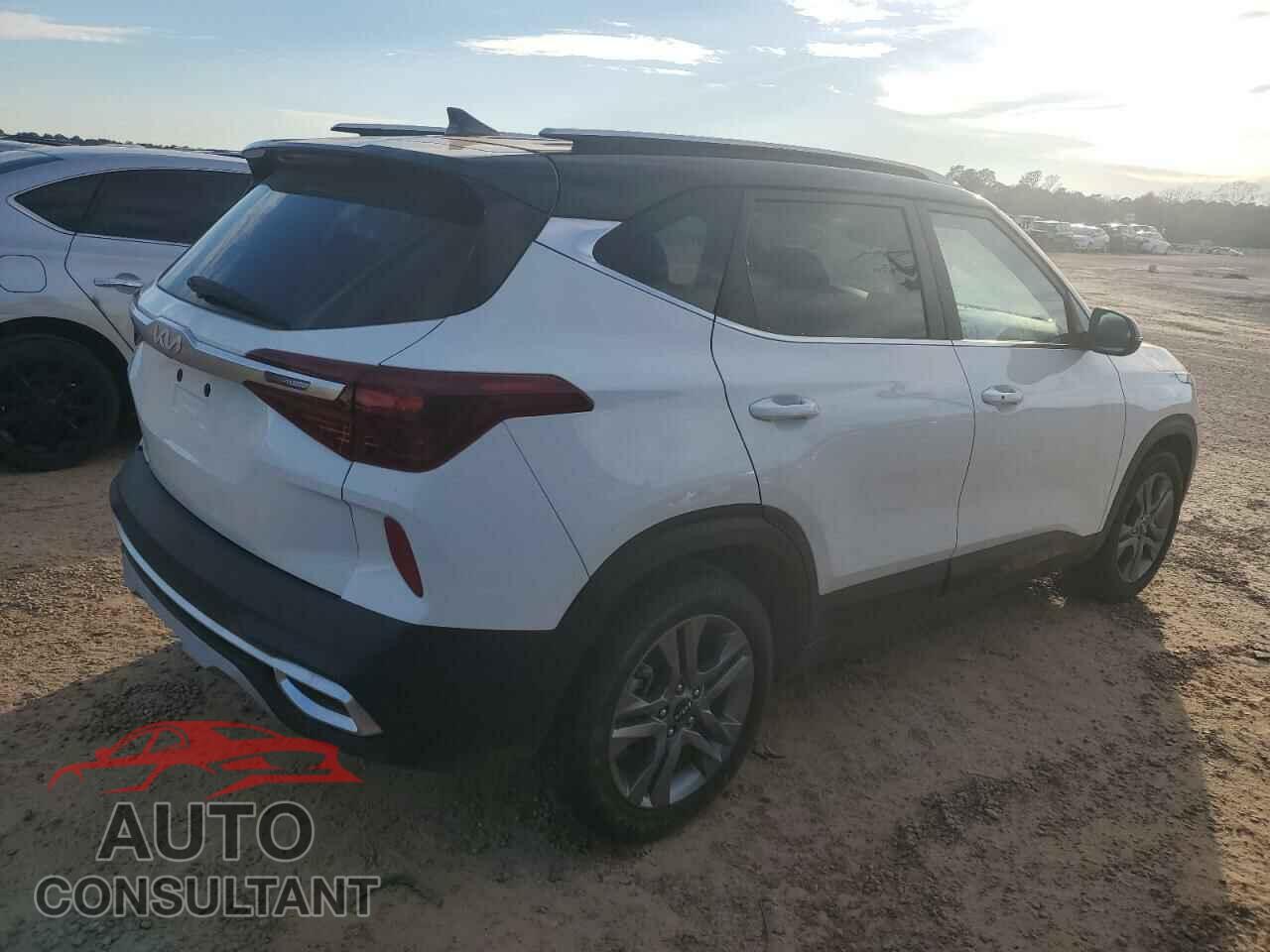 KIA SELTOS 2023 - KNDEU2AA8P7360342