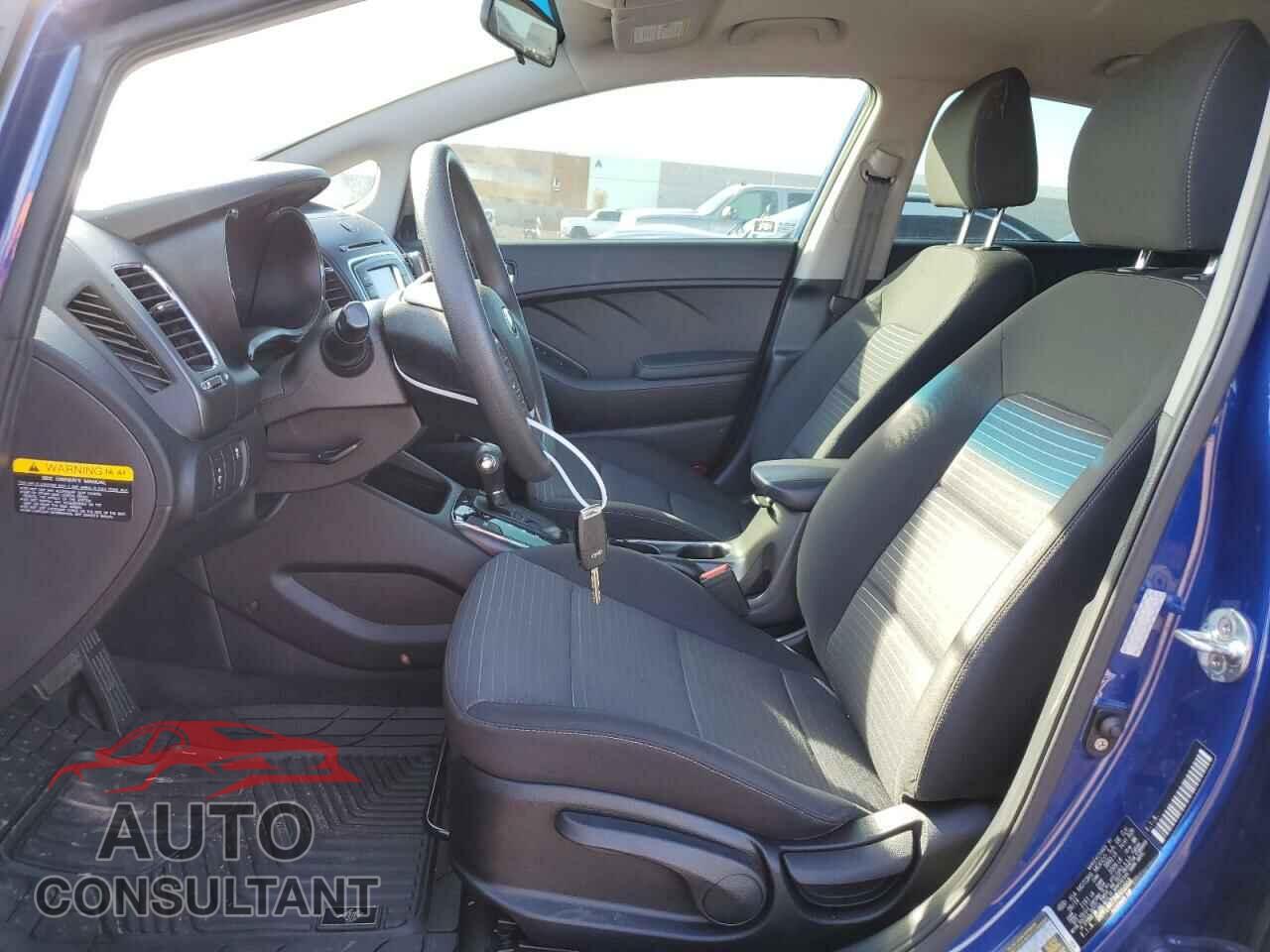 KIA FORTE 2017 - 3KPFL4A71HE012858