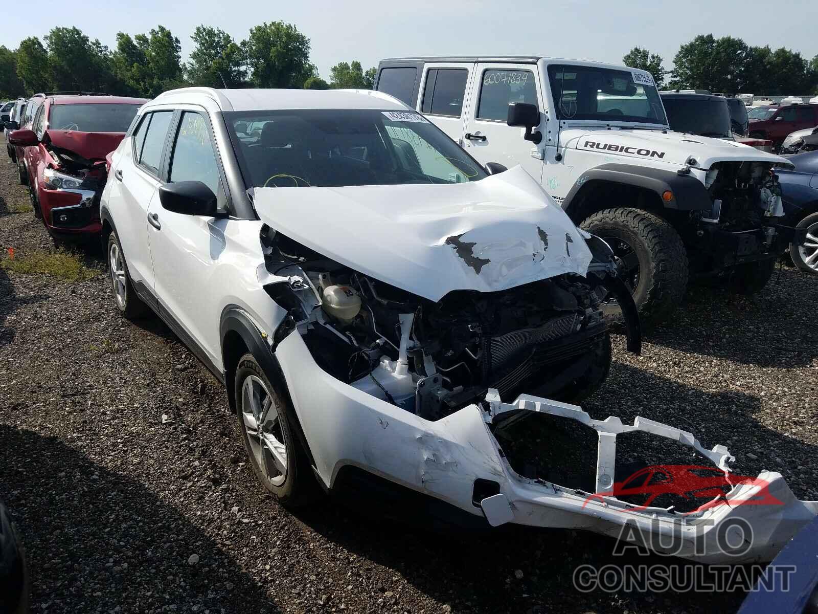 NISSAN KICKS 2018 - 3N1CP5CU7JL512804