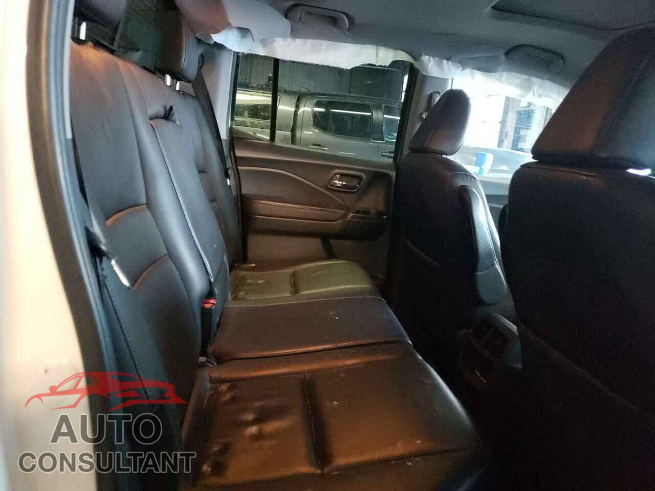 HONDA RIDGELINE 2019 - 5FPYK3F64KB003456