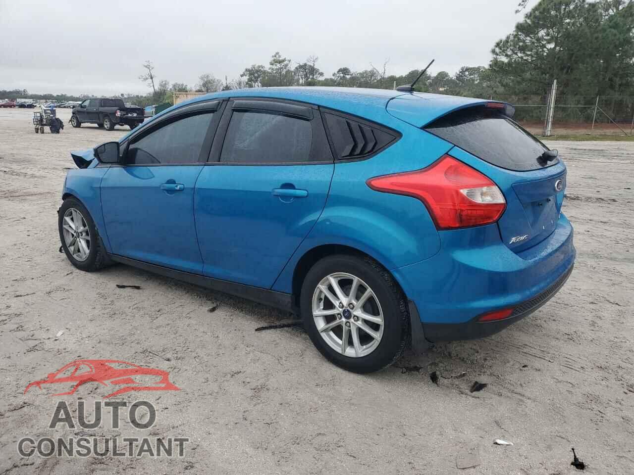FORD FOCUS 2014 - 1FADP3K2XEL360126