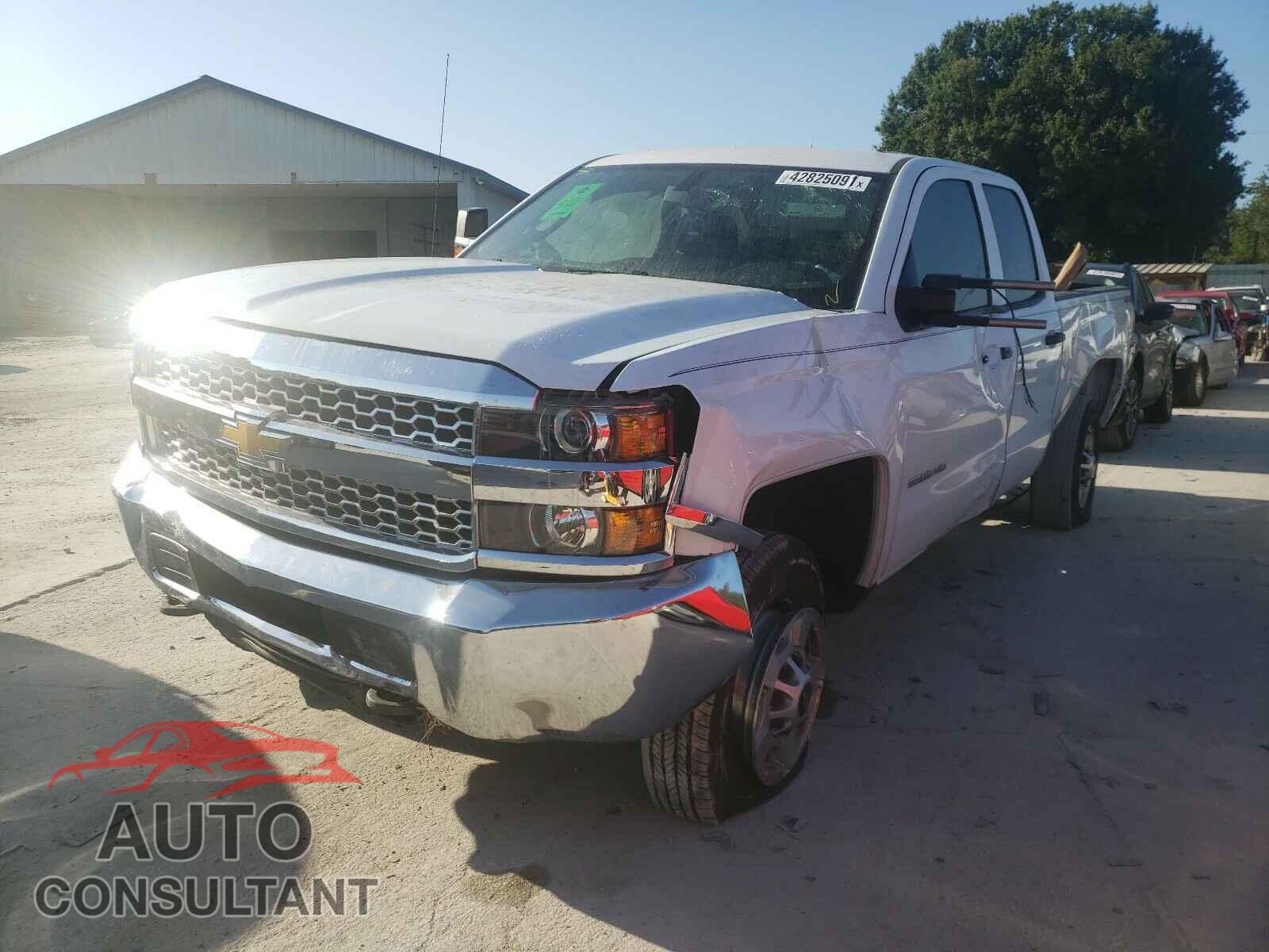 CHEVROLET SILVERADO 2019 - 2GC2KREG2K1167402