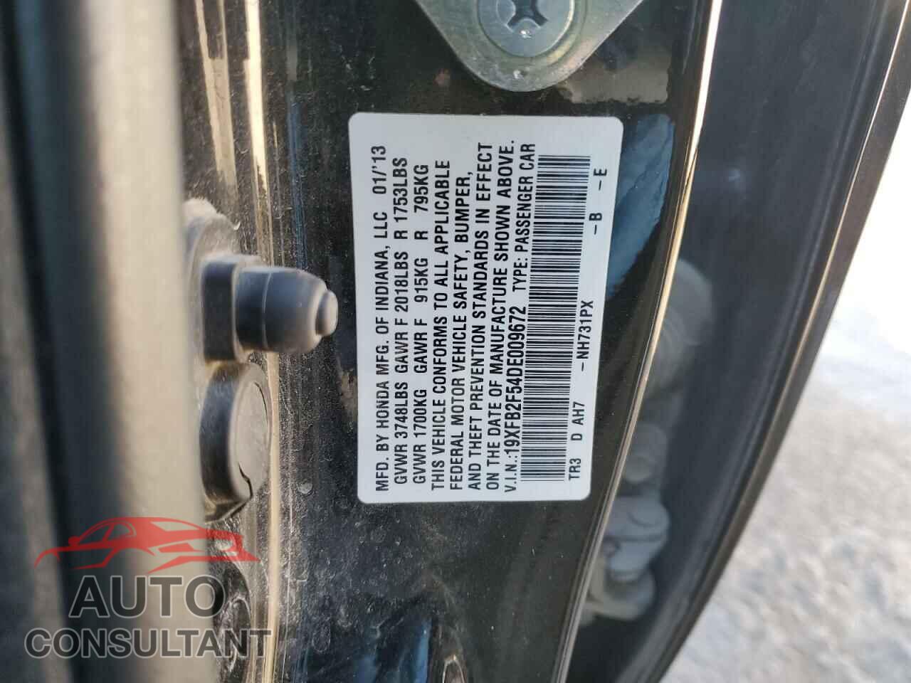 HONDA CIVIC 2013 - 19XFB2F54DE009672