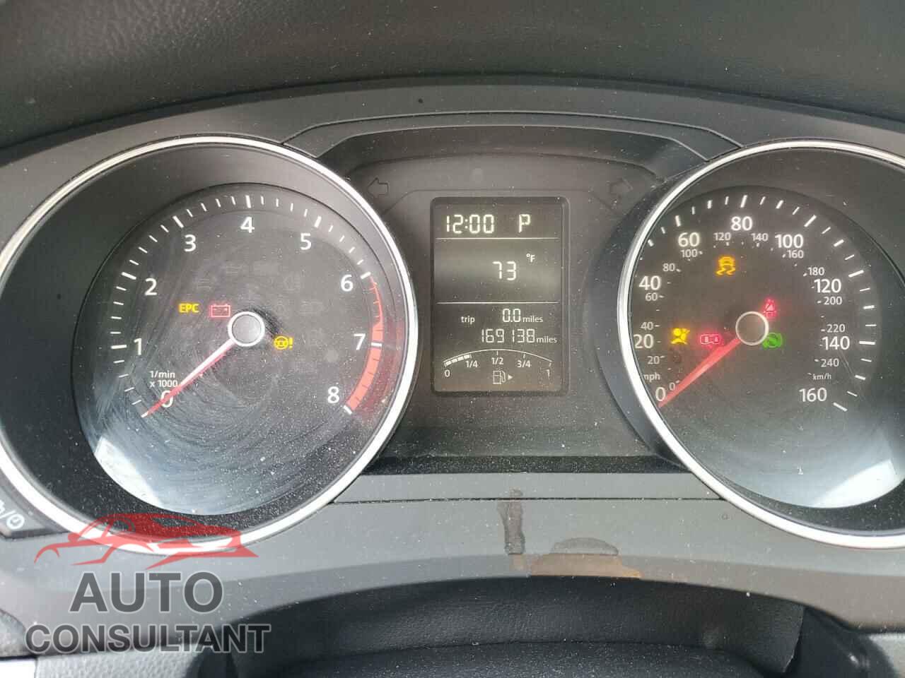 VOLKSWAGEN JETTA 2017 - 3VW2B7AJ8HM231821