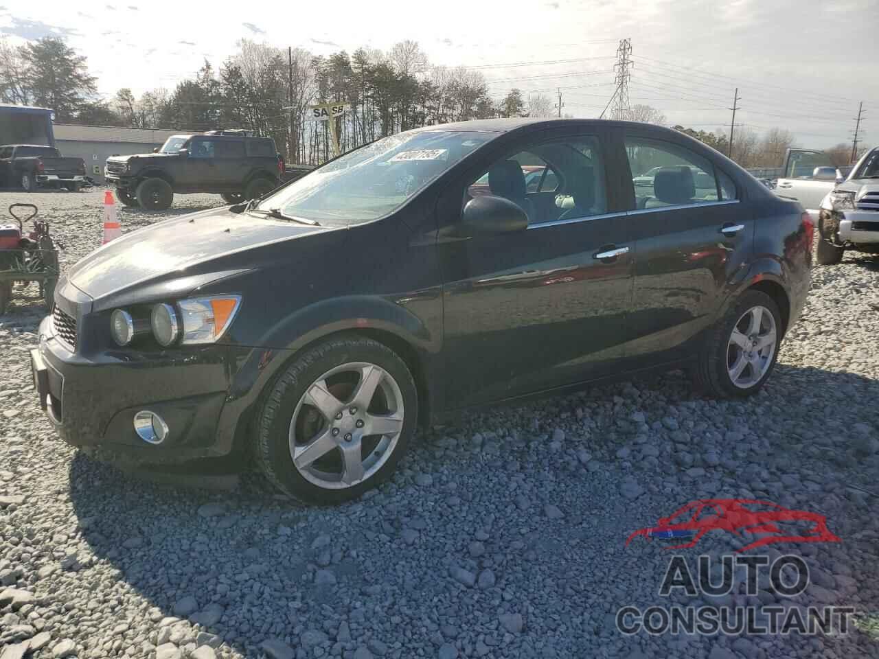CHEVROLET SONIC 2015 - 1G1JE5SB2F4189374