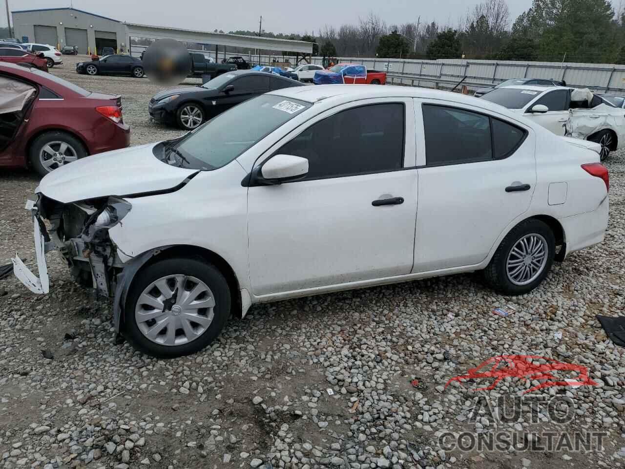 NISSAN VERSA 2017 - 3N1CN7AP5HL841106