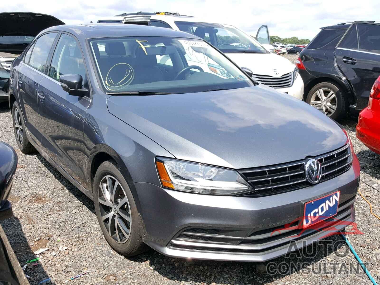 VOLKSWAGEN JETTA 2018 - 3VWDB7AJ8JM246155