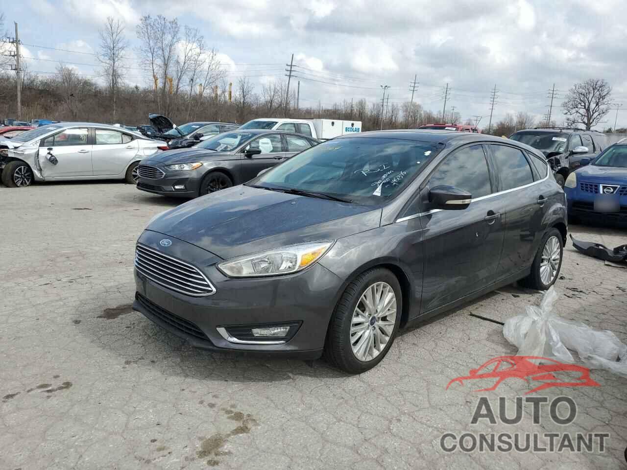 FORD FOCUS 2018 - 1FADP3N28JL289286